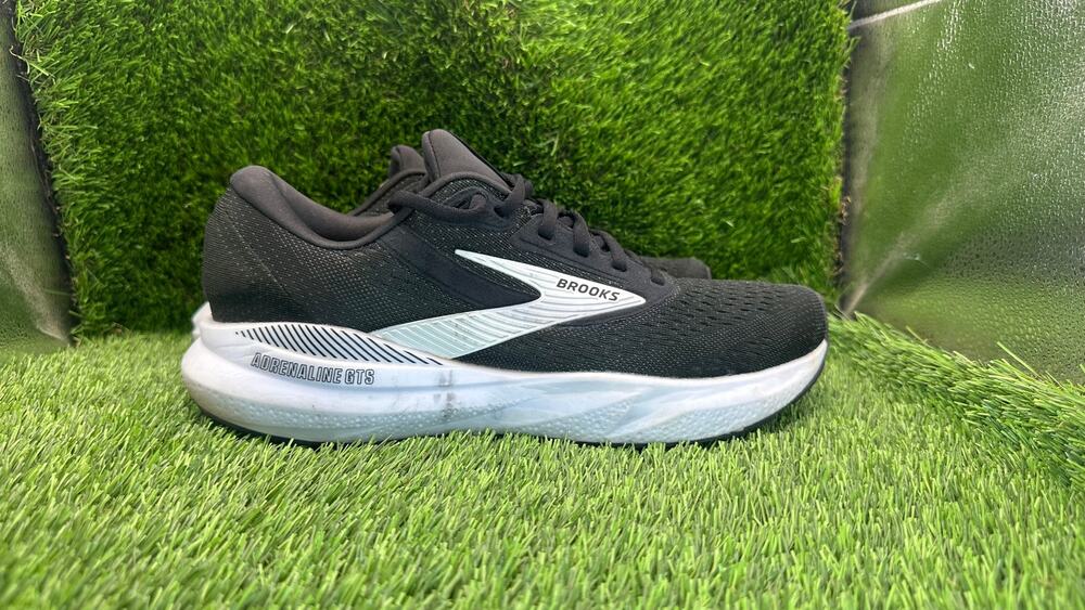 Brooks Adrenaline GTS 24 1104371D087 Athletic Sneaker Men 8.5D Black Mesh Sports
